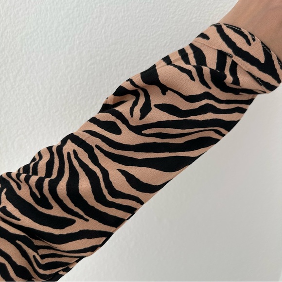 Vici Zebra Brown Black Twist Button Up Dress - Picture 8 of 9